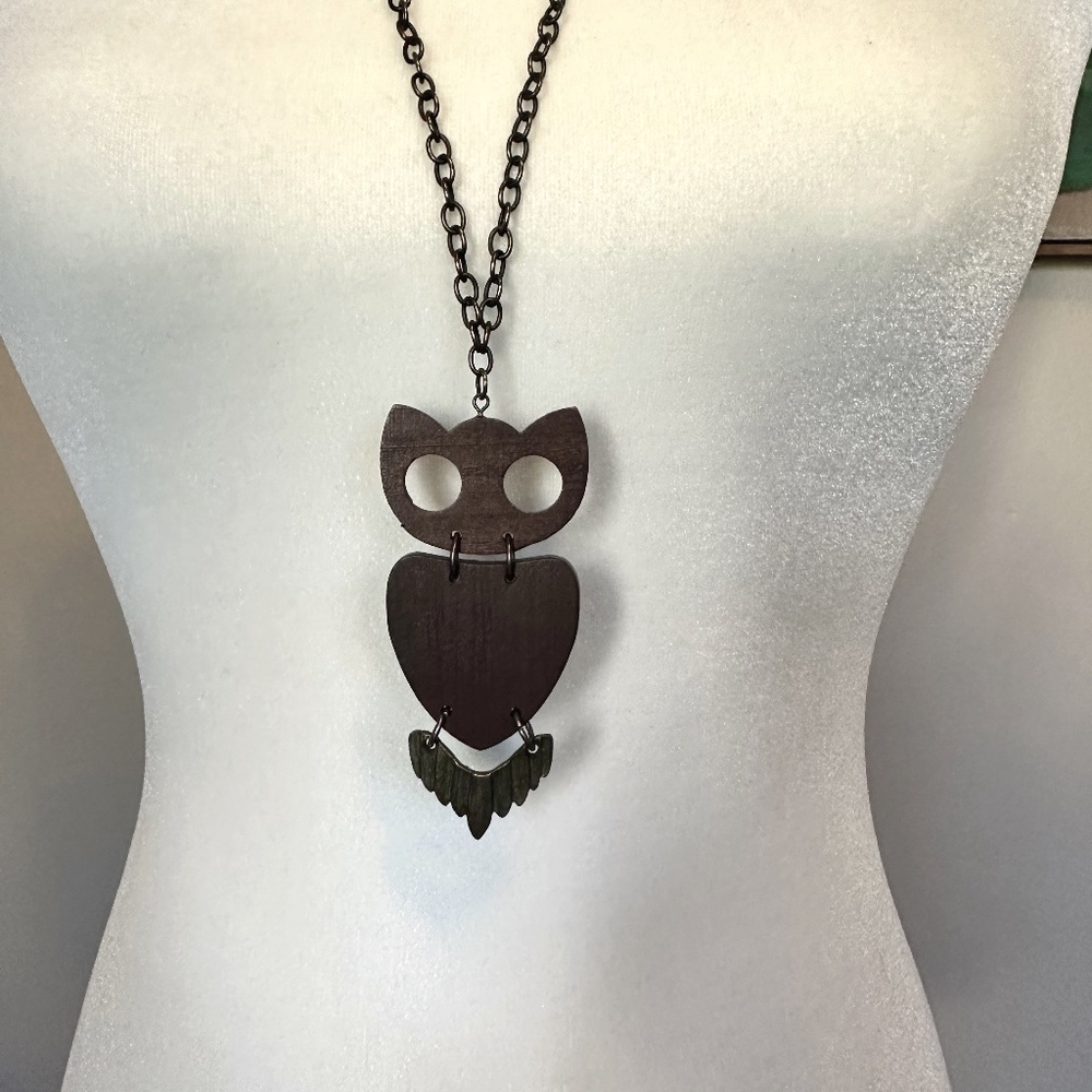 Dangly Wood Owl Vintage Statement Necklace